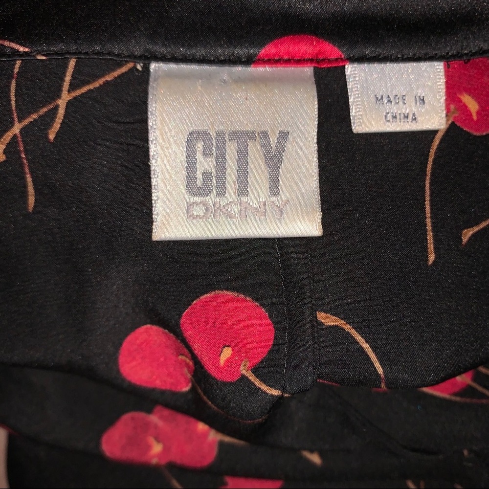 Silk Cherry Print DKNY shrug - Picture 4 of 5